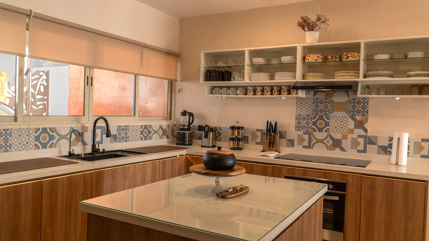 Alebrije interiorismo semi-artesanal